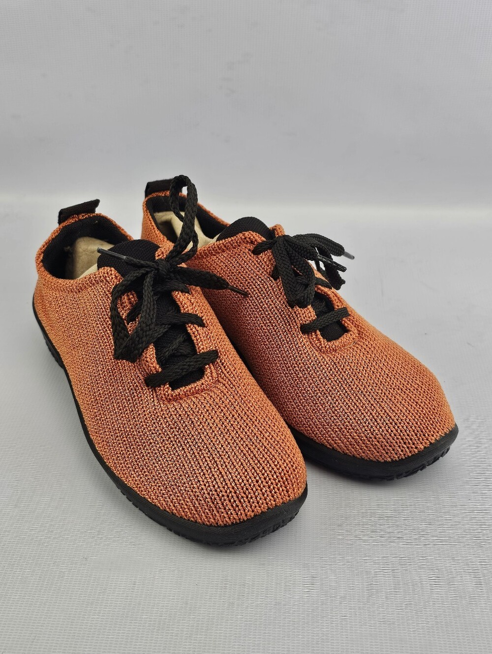 Arcopedico LS Vegan Knit Casual Oxford Walking Shoe Orange Women's Size 38 / 7.5